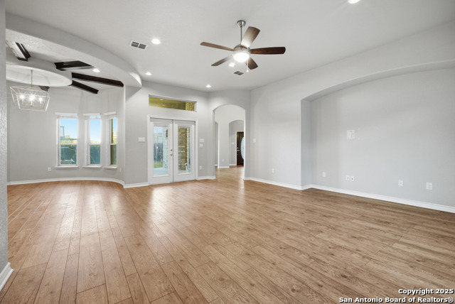 Listing photo id 10 for 9502 Bricewood Tree