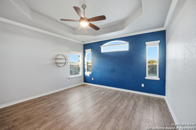 Listing photo id 17 for 9502 Bricewood Tree