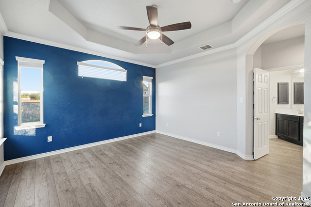 Listing photo id 18 for 9502 Bricewood Tree