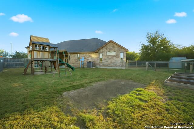 Listing photo id 33 for 9502 Bricewood Tree