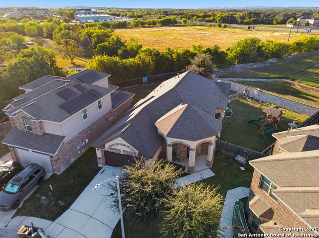 Listing photo id 4 for 9502 Bricewood Tree