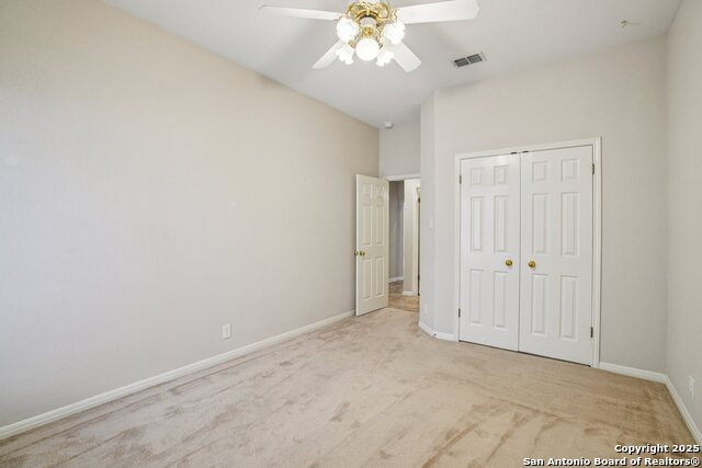 Listing photo id 21 for 9403 Oakwood