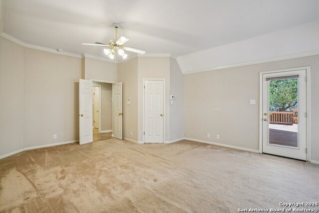 Listing photo id 27 for 9403 Oakwood