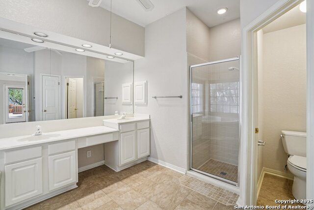 Listing photo id 28 for 9403 Oakwood