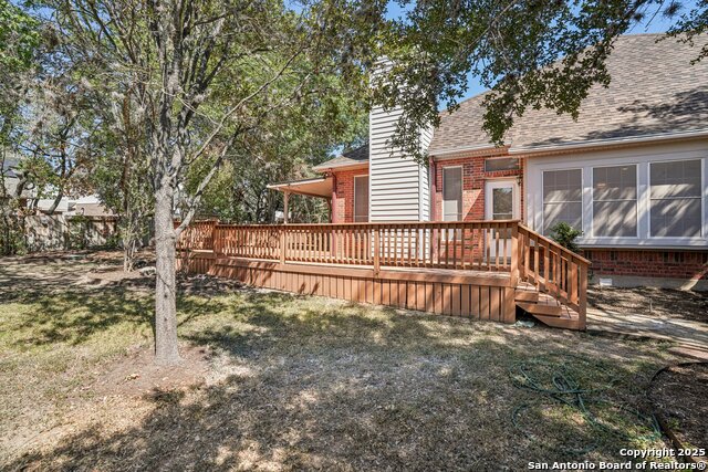 Listing photo id 39 for 9403 Oakwood