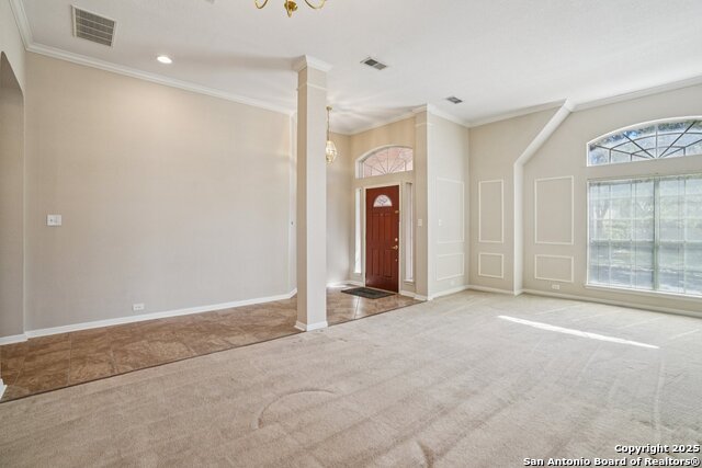 Listing photo id 4 for 9403 Oakwood