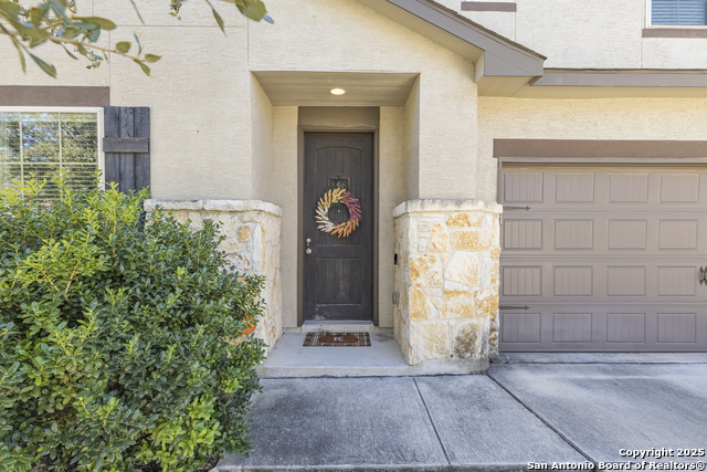 Image 2 of 58 For 13130 Waterlily Way