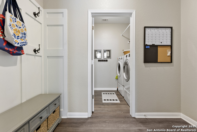 Image 25 of 58 For 13130 Waterlily Way