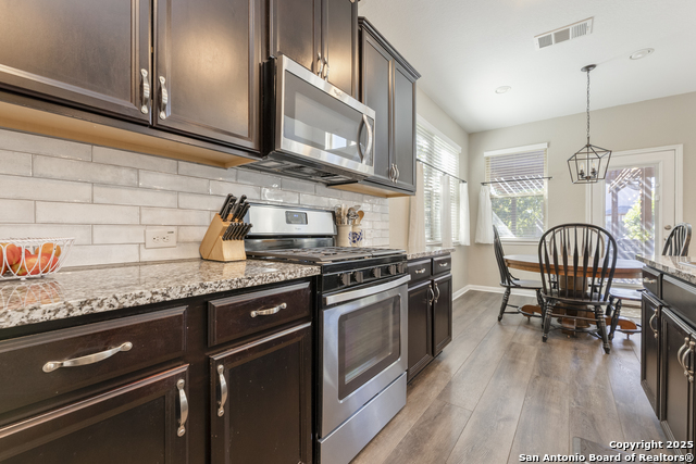 Image 26 of 58 For 13130 Waterlily Way