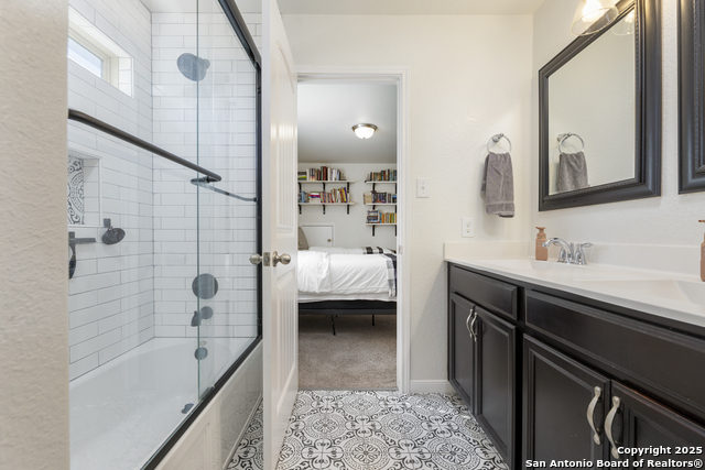 Image 34 of 58 For 13130 Waterlily Way