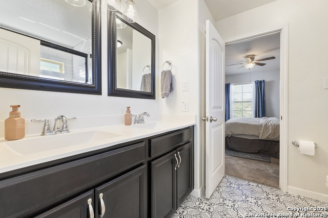 Image 35 of 58 For 13130 Waterlily Way