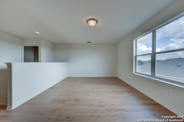 Image 14 of 17 For 12227 Luckey Summit