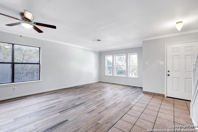 Listing photo id 0 for 8047 Cantura Mills