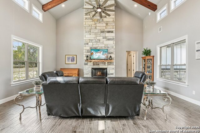 Image 7 of 55 For 132 Wood Valley