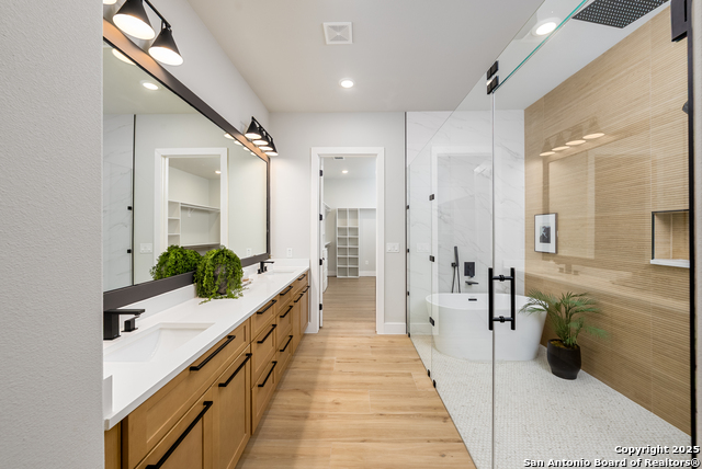 Image 14 of 34 For 725 Heavenly Sky