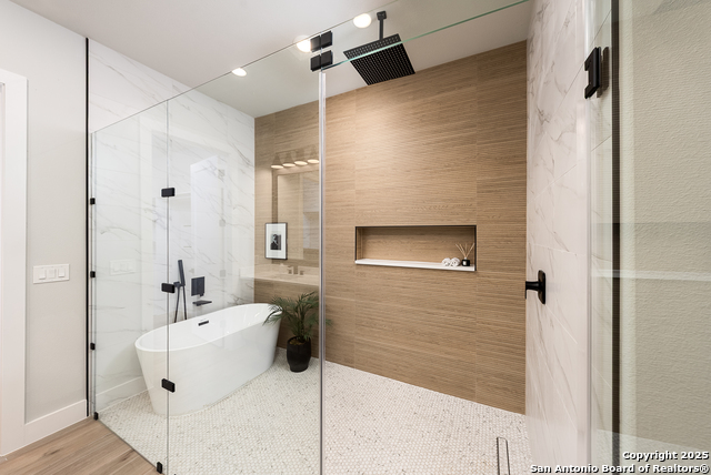 Image 17 of 34 For 725 Heavenly Sky