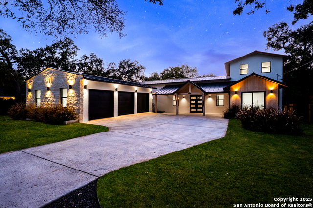 Image 2 of 34 For 725 Heavenly Sky