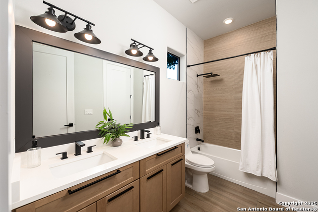 Image 25 of 34 For 725 Heavenly Sky