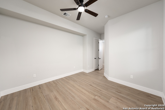 Image 27 of 34 For 725 Heavenly Sky