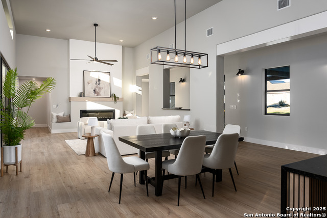 Image 5 of 34 For 725 Heavenly Sky