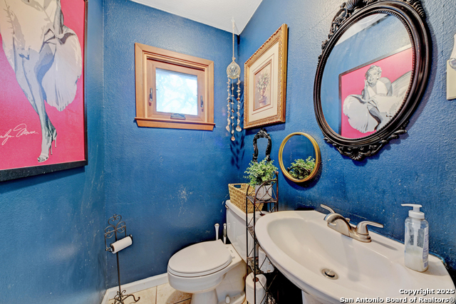 Listing photo id 9 for 3136 Bolton  