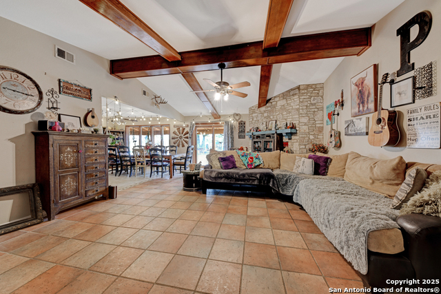 Listing photo id 1 for 3136 Bolton  