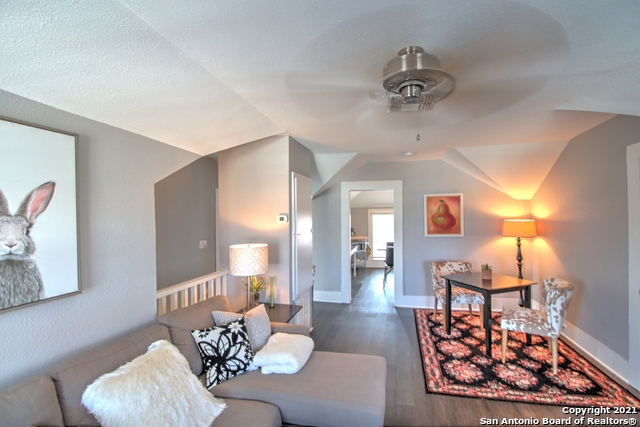 Image 21 of 44 For 519 Monumental