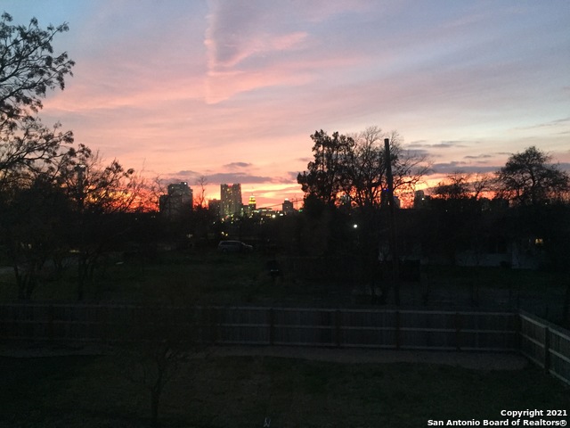 Image 33 of 44 For 519 Monumental