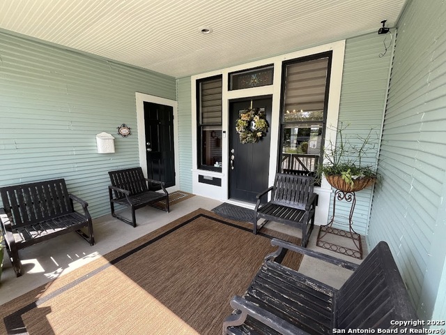 Image 36 of 44 For 519 Monumental