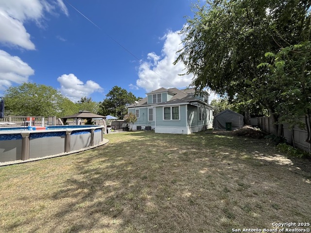 Image 37 of 44 For 519 Monumental