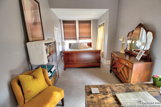 Image 21 of 53 For 519 Monumental