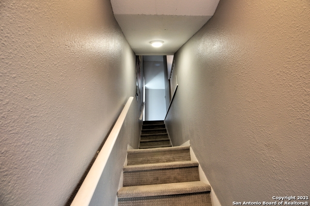 Image 25 of 53 For 519 Monumental