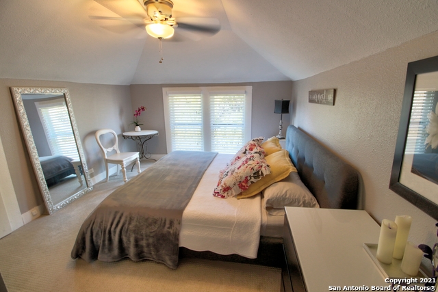 Image 36 of 53 For 519 Monumental