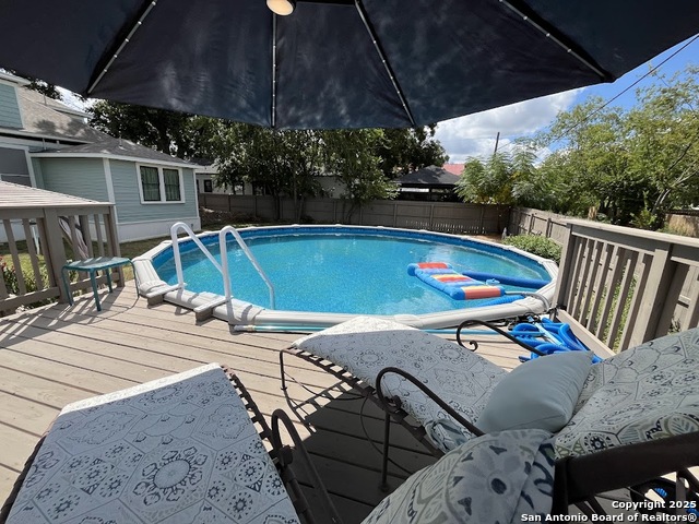 Image 50 of 53 For 519 Monumental