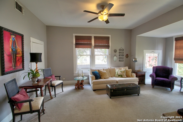 Image 9 of 53 For 519 Monumental