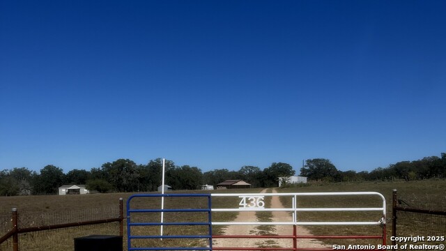 Details for 436 Old Colony, Seguin, TX 78155