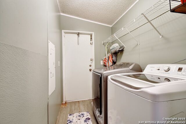 Image 11 of 37 For 436 Old Colony