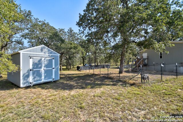 Image 21 of 37 For 436 Old Colony