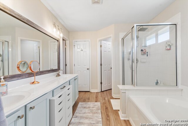 Image 28 of 51 For 23103 Fairway Bridge