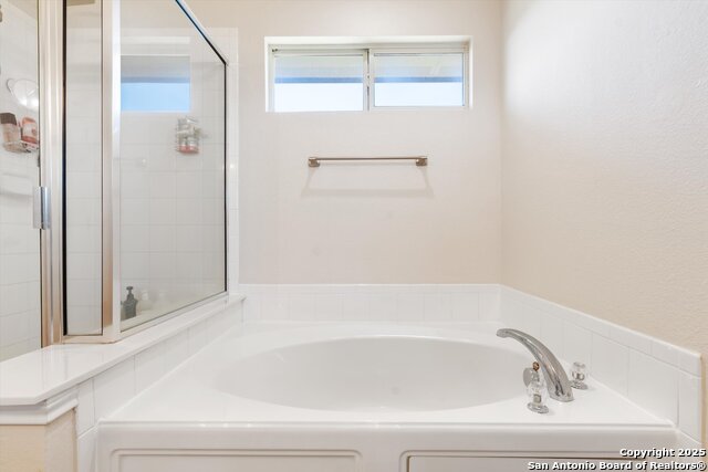 Image 31 of 51 For 23103 Fairway Bridge