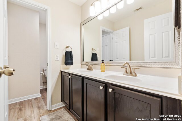 Image 35 of 51 For 23103 Fairway Bridge