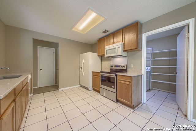 Image 11 of 25 For 9107 Gambier Dr