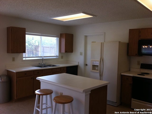 Image 7 of 12 For 2314 Fox Meadow Dr