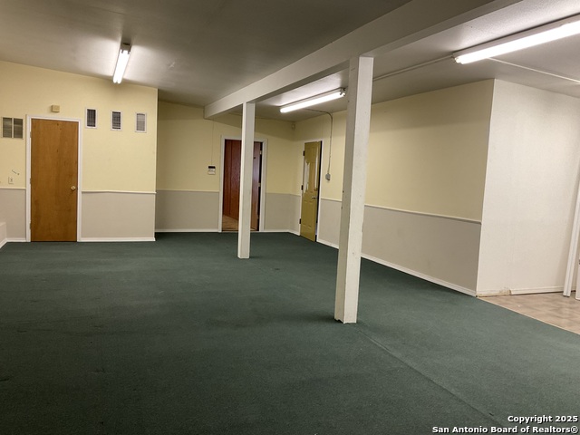 Listing photo id 25 for 1414 Zarzamora N