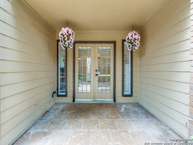 Listing photo id 18 for 3605 Hidden  E1