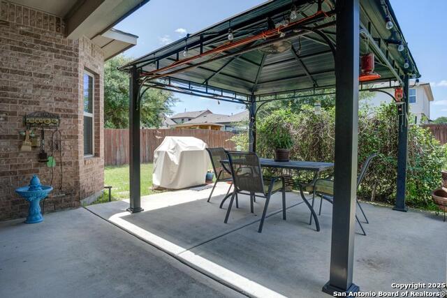 Image 24 of 30 For 9019 Monument Parke