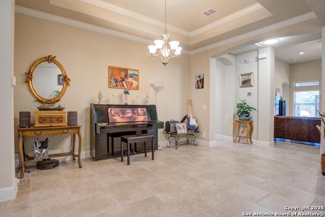 Image 5 of 30 For 9019 Monument Parke