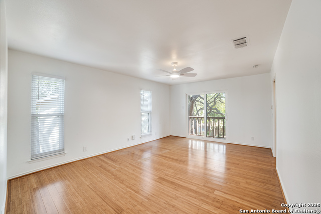 Image 18 of 25 For 8822 Wickersham