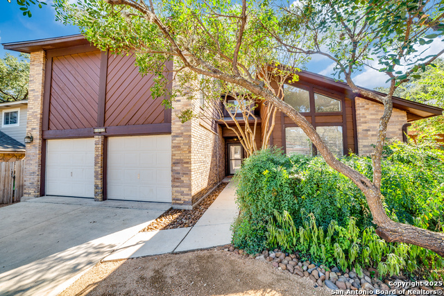 Image 2 of 25 For 8822 Wickersham