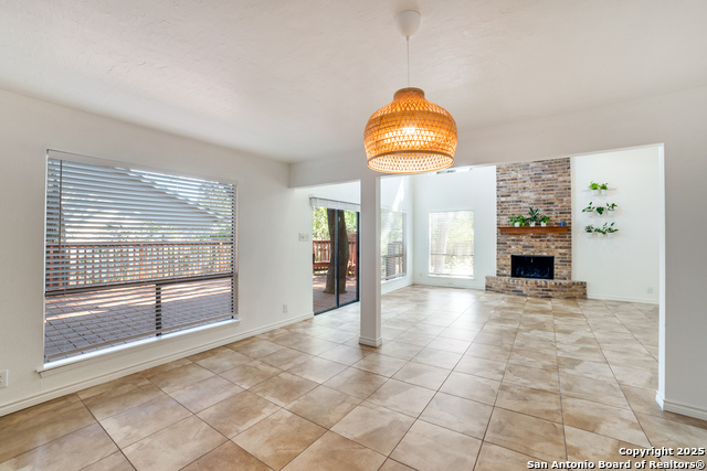 Image 6 of 25 For 8822 Wickersham